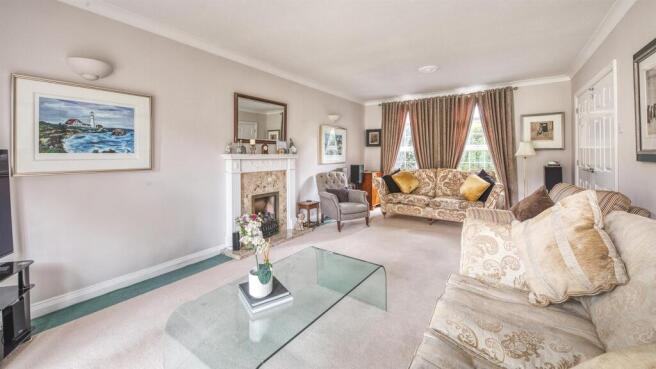 Lakeside Drive, Littleover, Derby photo 4