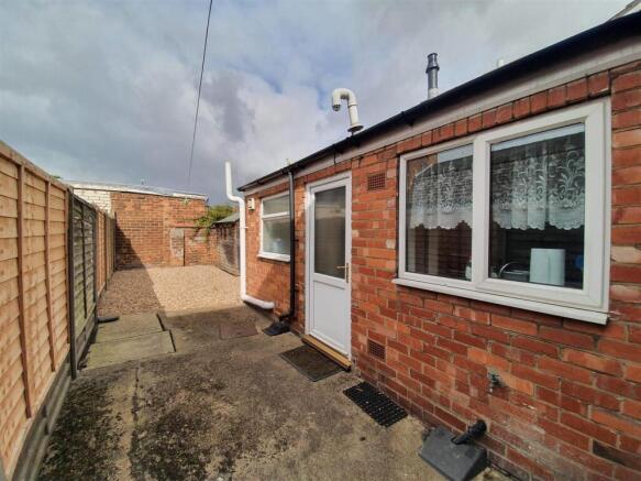 05_8 Gresham Street_Exterior Rear_1.jpg