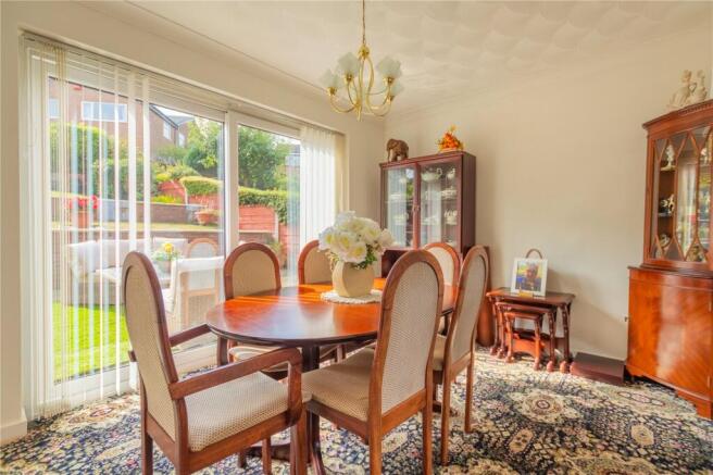 4 bed Detached for sale Image 12