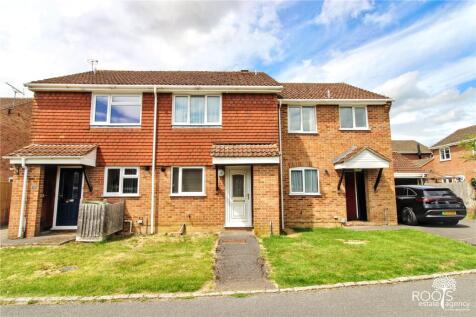 Fyfield Road, Thatcham, Berkshire, RG19