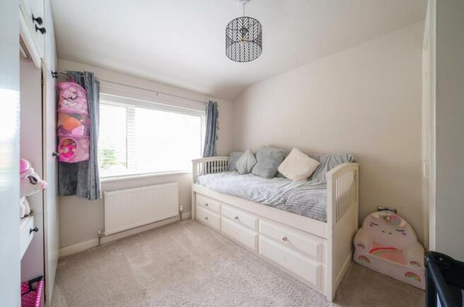 3 bed Semi-Detached for sale Image 12
