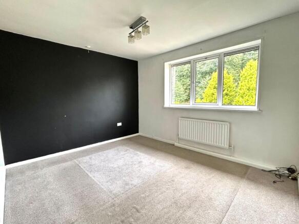 3 bed Semi-Detached for sale Image 7