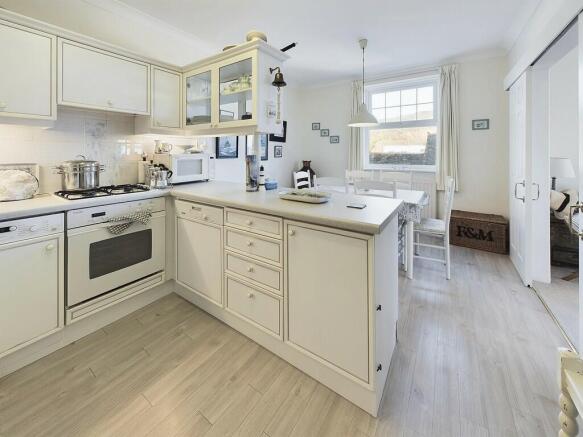 Kitchen b