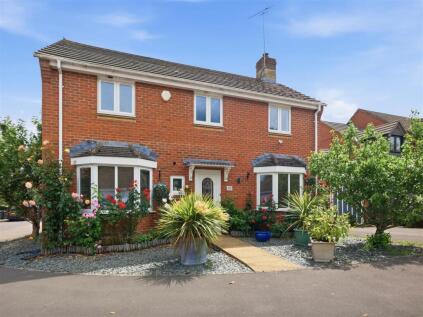 Liederbach Drive, Verwood