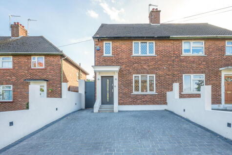 Laburnum Avenue, Dartford