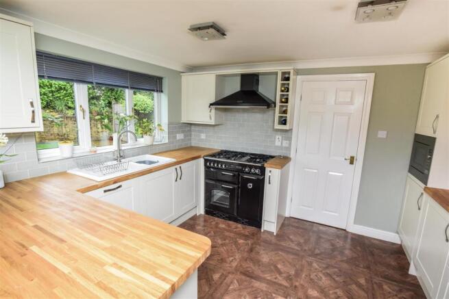 Kitchen-1.jpg