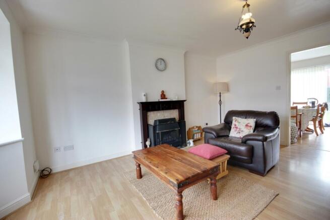 3 bed Detached for sale Image 5
