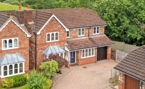 Hamble Way, Macclesfield, SK10