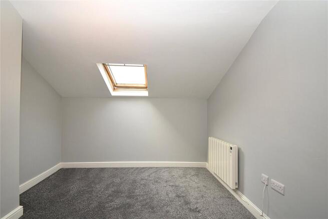 1 bed Apartment to rent Image 8