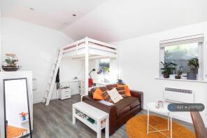 46 Knyveton Heights, Knyveton Road, Bournemouth BH1 3QX
