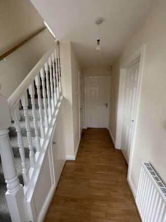 3 bed House to rent Image 10