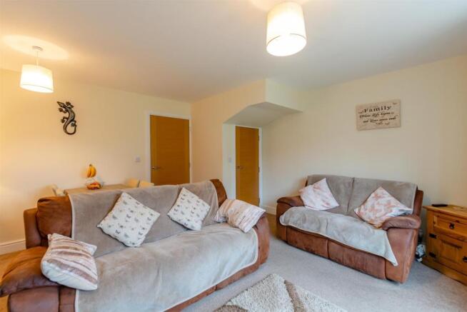 8432649-interior12-800.jpg