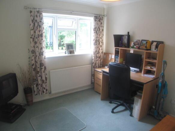 Photo 3