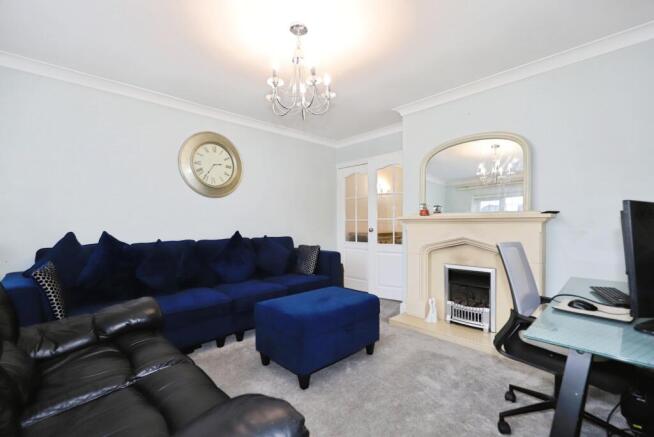 Woodthorne Road South, Wolverhampton, West Midlands, WV6 photo 4