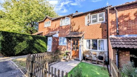 Amber Close, Bordon, Hampshire, GU35