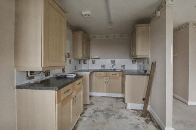 6 Kenninghall View, Norfolk Park, Sheffield, S2 3WX