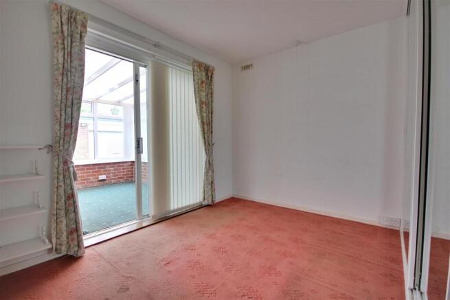 2 bed Semi-Detached Bungalow for sale Image 10