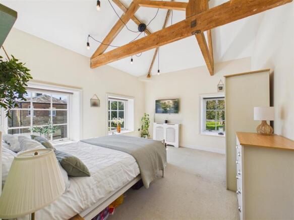 2 bed Apartment for sale Image 10