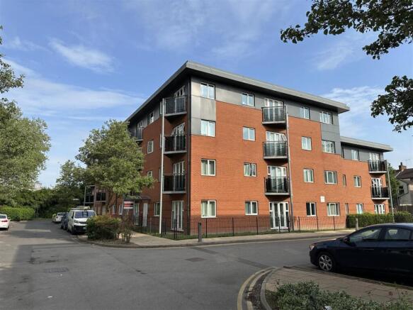 Communal Areas & Parking