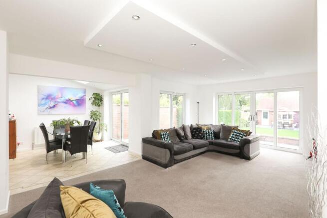 3 bed Detached for sale Image 10