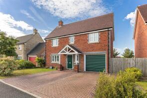 10, Vespasian Way, Bicester OX26 1BA