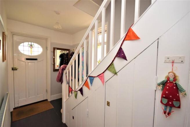 HALLWAY.JPG