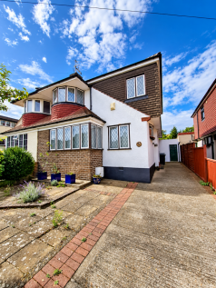 Windsor Drive, Dartford, DA1 3HN