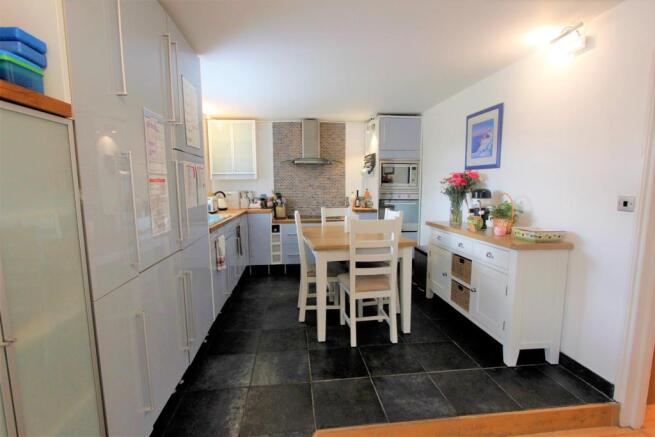 Breakfast Kitchen 2