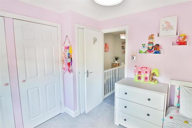 OrchardGrove_Bedroom1_4.jpg