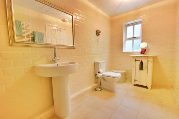 Ensuite 2