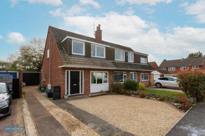 3-bed semi-detached on Arundells Way, Creech St. Michael, TA3, £280,000