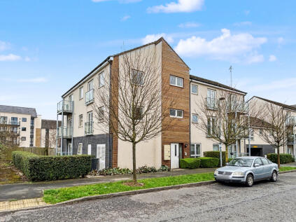 Eighteen Acre Drive, Patchway, Bristol, Gloucestershire, BS34 5AS, GB