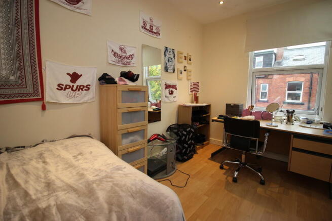 7 bed Terraced to rent Image 12