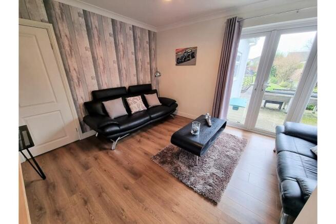 Snug / Sitting Room