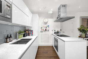 34, Paton Street, London EC1V 3PW