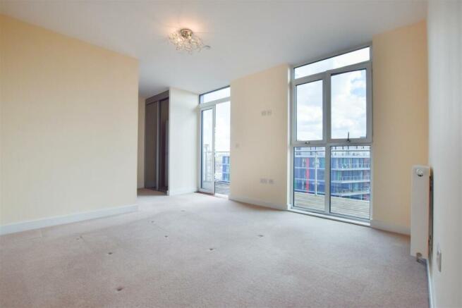 Bedroom 1.jpg