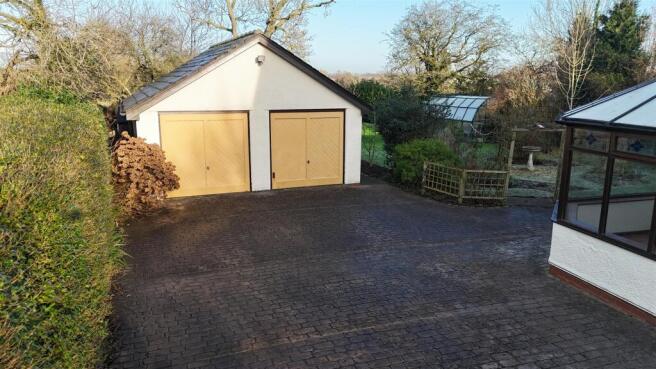 dji_fly_20260110_125412_0415_1768049685807_photo.j