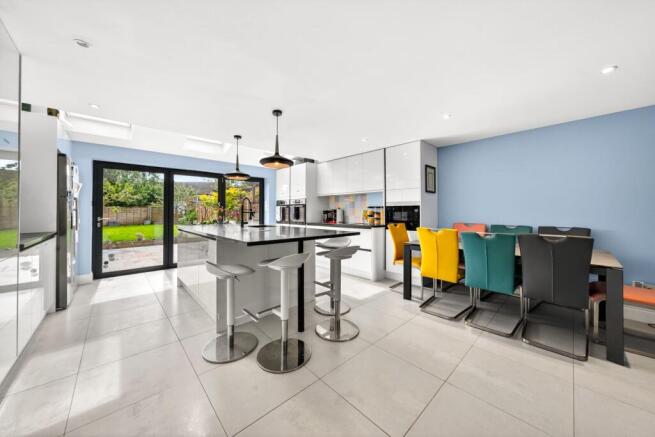 Kitchen / Dining Room