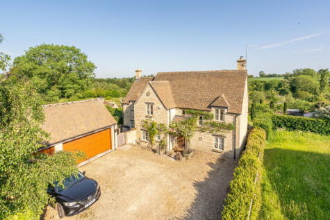 Grove Road, Sherston