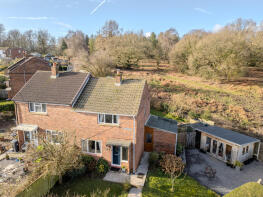 2, Ridgeway, Lydney GL15 4SE