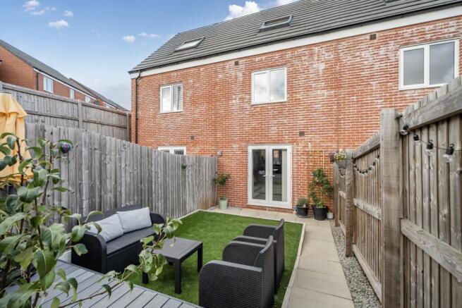 1346769-18-68bb1c1e00c85