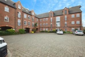 17, Cordwainers Court, Chorley PR7 7AT