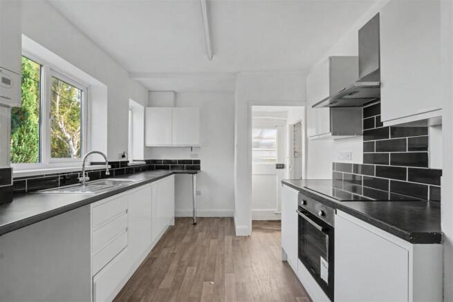 Anderson Crescent, Beeston, Nottingham photo 4