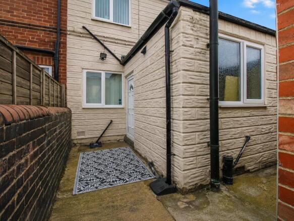 2 bed Terraced for sale Image 9