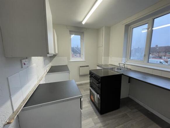 3 bed Maisonette to rent Image 4
