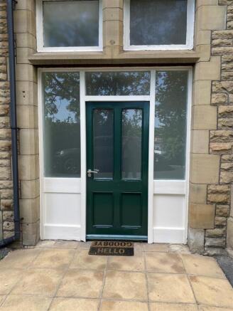 2 bed Ground Flat for sale Image 10