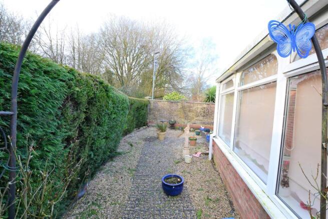 side garden