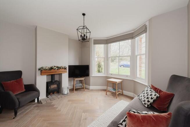 Bramble Walk, Epsom, KT18 photo 4