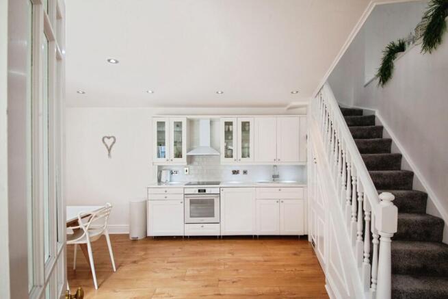 1 bed Mews for sale Image 3
