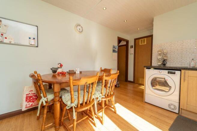 Dining Kitchen 4